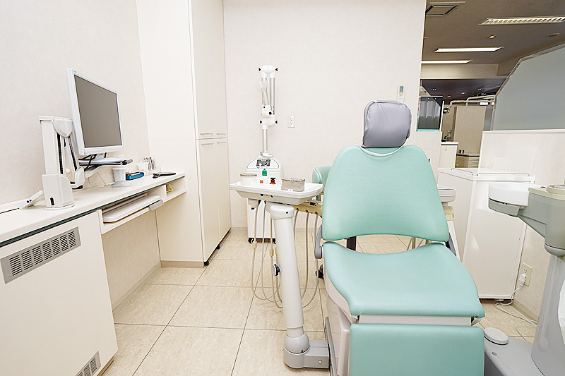 立川市の歯科、歯医者さん、みどり歯科医院診察室